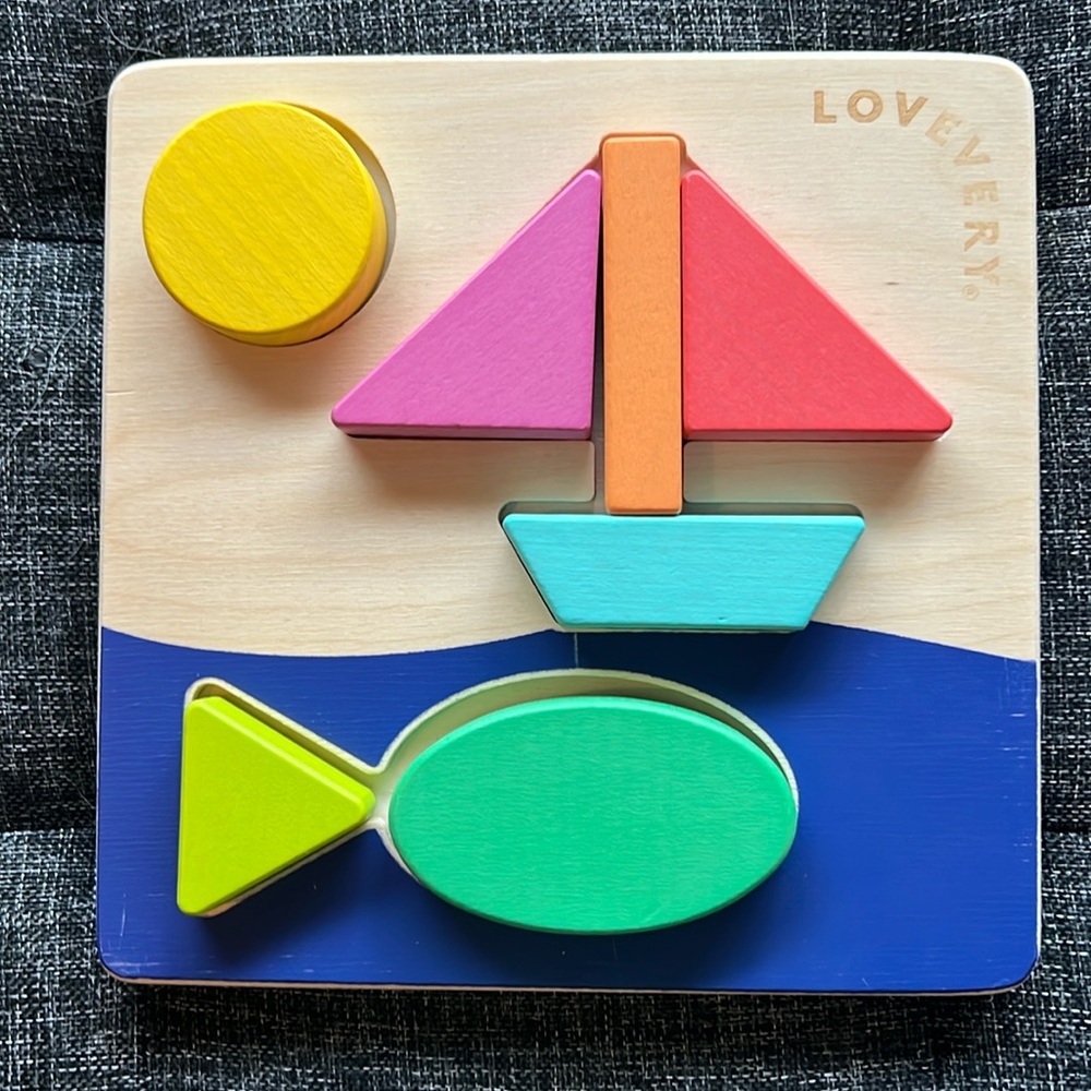 Lovevery Double-Sided Sunny Day Puzzle The Helper Play Kit Months 25, 26, 27